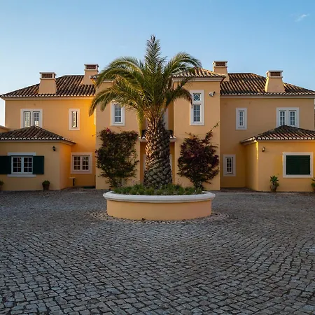 Villa 814 Monte Estrelicias *