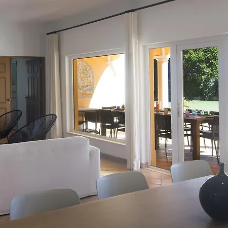 814 Monte Estrelicias Villa *