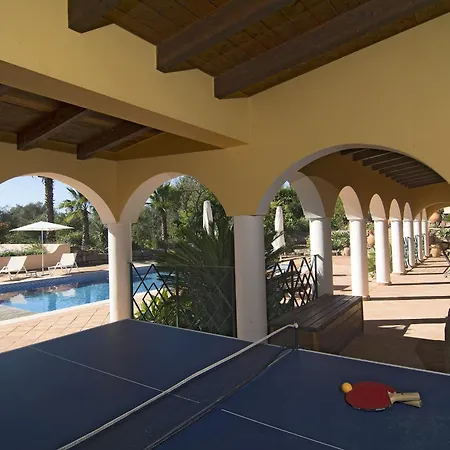 814 Monte Estrelicias Villa